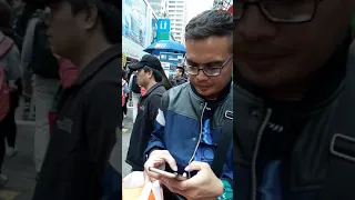 Hongkong Mongkok Old man perform