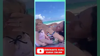 PAMPITA Y ANA JUGANDO EN LA PLAYA 😍