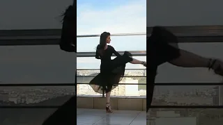 Tekla Gogrichiani - Women's embellishments in tango, boleos. #argentinetango #tangotechnique