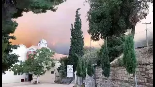 Το Μοναστήρι του Οσίου Δαυίδ, του Αγίου Ιακώβου και του Πατρος Κυρίλλου στην Εύβοια καίγεται
