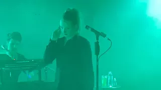 Leslie Clio - RIOT - live in Köln