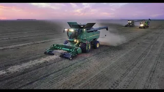 2019 John Deere S790 with Big Singles !!