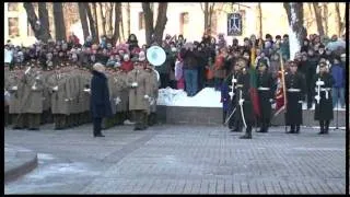 Prezidentė dalyvavo iškilmingoje Baltijos šalių vėliavų pakėlimo ceremonijoje S. Daukanto a.