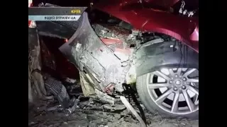Авто ЧП. Две «пятых» ДТП в Киеве: «Jaguar» влетел в ограждение, «Honda» - в маршрутку