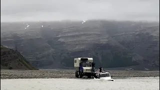 Unimog Wohnmobil Island Iceland 2021 Bergung Defender aus Fluss