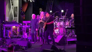 Rock Legends 2022 - Jefferson Starship performing Sara