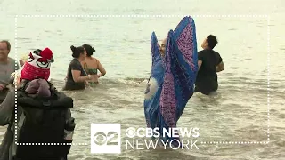 Polar Bear Club rings in 2024 with annual plunge at Coney Island