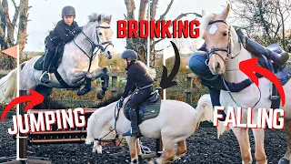 FALLING OFF, BRONKING AND JUMPING A NEW PONY!!