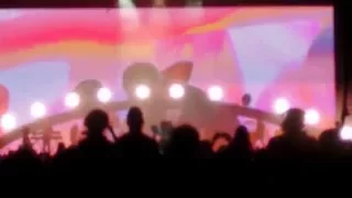 Enrique Iglesias - El Perdón & Bailando (live Meo Arena Lisbon)