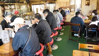 The Best Ramen Restaurant With Huge and Satisfying Fried Rice That the Regular Customers Love!