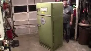 1954 GE fridge with REVOLVING SHELVES!