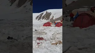Пик Ленина🏔️🧗‍♂️. "Сковородка" лагерь # 2, 5400 метров.
