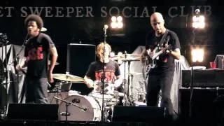 Street Sweeper SC w/Trent Reznor - "Kick Out The Jams" live [HD]