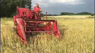 Massey Harris 630S -Stokkum with fam Gerritsen