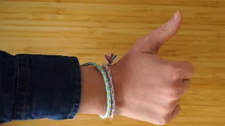 How to make a Kumihimo Loom Friendship Bracelet