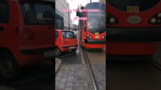 Często się zdarza, że ktoś tak zaparkuje w Zabrzu, że tramwaj nie przejedzie... #tramway