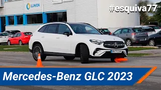 Mercedes-Benz GLC 2023 - Maniobra de esquiva (moose test) y eslalon (slalom) | km77.com
