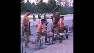 Demostración de fuerza de soldados norcoreanos