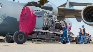 Removing US $10 Million Monstrous C-17 Engines