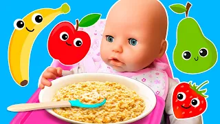 ¡A Annabelle le encanta la fruta! Juguetes Baby Born. 🍼 Vídeos de juguetes bebés.