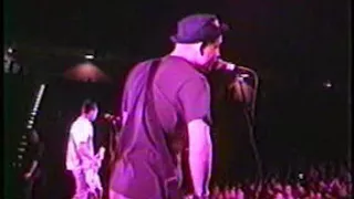 Blink 182 - 01  Intro & Pathetic - Live San Diego 1997