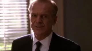 The West Wing Season 1, Episode 4, Five Votes Down: "I should sell tickets to this meeting"