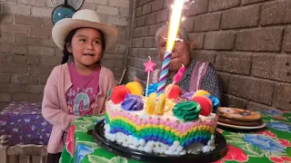 "Mi papá no vendrá a mi cumpleaños, el no sabe que existo"|Alexa.