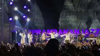 Maliq n the essencial - untitled at prambanan jazz 2019