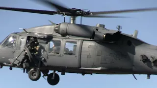 Amazing U.S. Marines Sniper hitting Bullseye from Helicopter