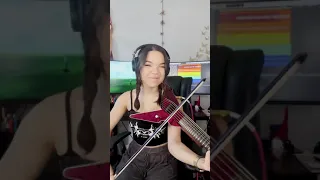 Playing Hatsune Miku (Ievan Polkka) on electric violin