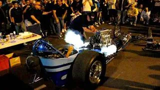 Vintage Dragster fires it up Cruise on Central 2008