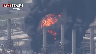 Massive fire after explosion at Shell refinery plant in Deer Park