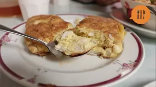 An Alternative to Jay Fai? Bangkok Restaurant Serves Amazing Crab Omelet