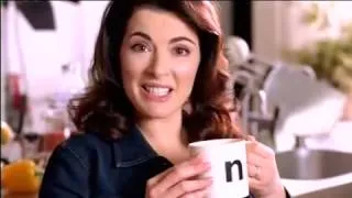 Nigella Lawson - Twinings Simply Tea Advert