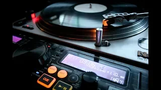 Why does new vinyl sound digital?