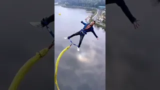 the professional  action.  of bungee jump#viral #foryoupage #youtubeshort #dangers #shorts #ytshort