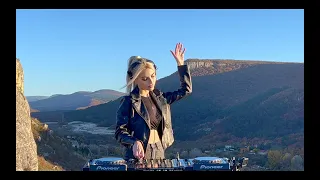 Gretta DJ - Melodic Progressive, House & Techno Live Mix | Mountains Russia