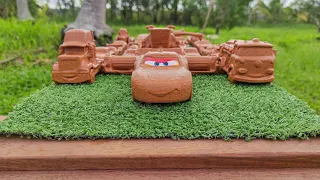 Clean up muddy minicars & disney car convoys! Play in the garden