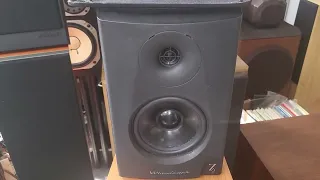 Rogers Rs4 and Wharfedale Diamond 7 speaker