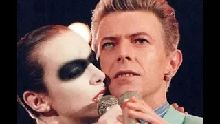 WHEN BOWIE MET ANNIE LENNOX ~ RAW AUDIO ~ LIVE 92