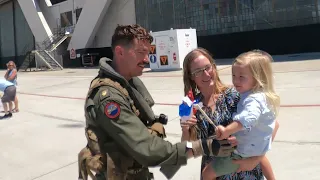 HSC 21 Military Homecoming - Pilot returns home