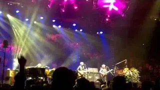 Phish 'Sneakin Sally Through the Alley' 1.1.11 - MSG New Years Day