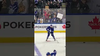 Feb. 7, 2024 - Stars vs. #Leafs Pre-game Warm-up - Simon Benoit slowly warming up the wrists😁