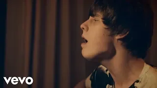 Jake Bugg - A Song About Love (Official Music Video)