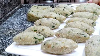 BOLINHO DE BACALHAU FÁCIL SEQUINHO NÃO DESMANCHA QUANDO  FRITA NA SEMANA SANTA NÃO PODE FALTAR