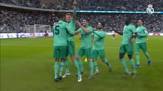 Toni Kroos insane direct corner kick!