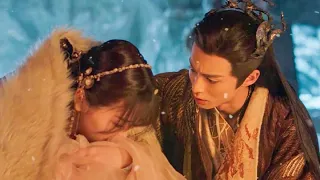 On a snowy day, Cinderella refused to go home, so Dongfang Qingcang had to hug her to keep her warm