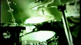 Motley Crue - Shout At The Devil '97 - Official Music Video