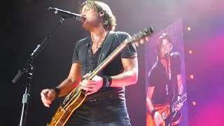 Keith Urban - Sweet Thing ( Brisbane Entertainment Center 26/01/2013 )