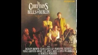 The Chieftains - I Saw Three Ships (featuring Marianne Faithfull)